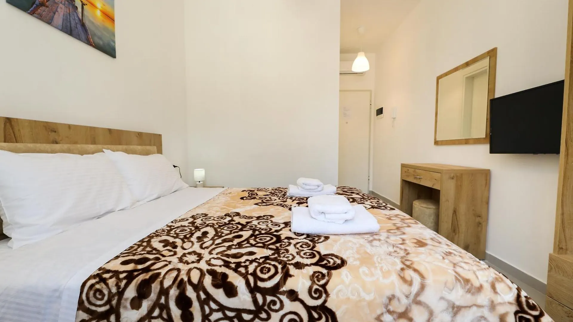 Santorini Residence, Drymades Dhermi Gjilek